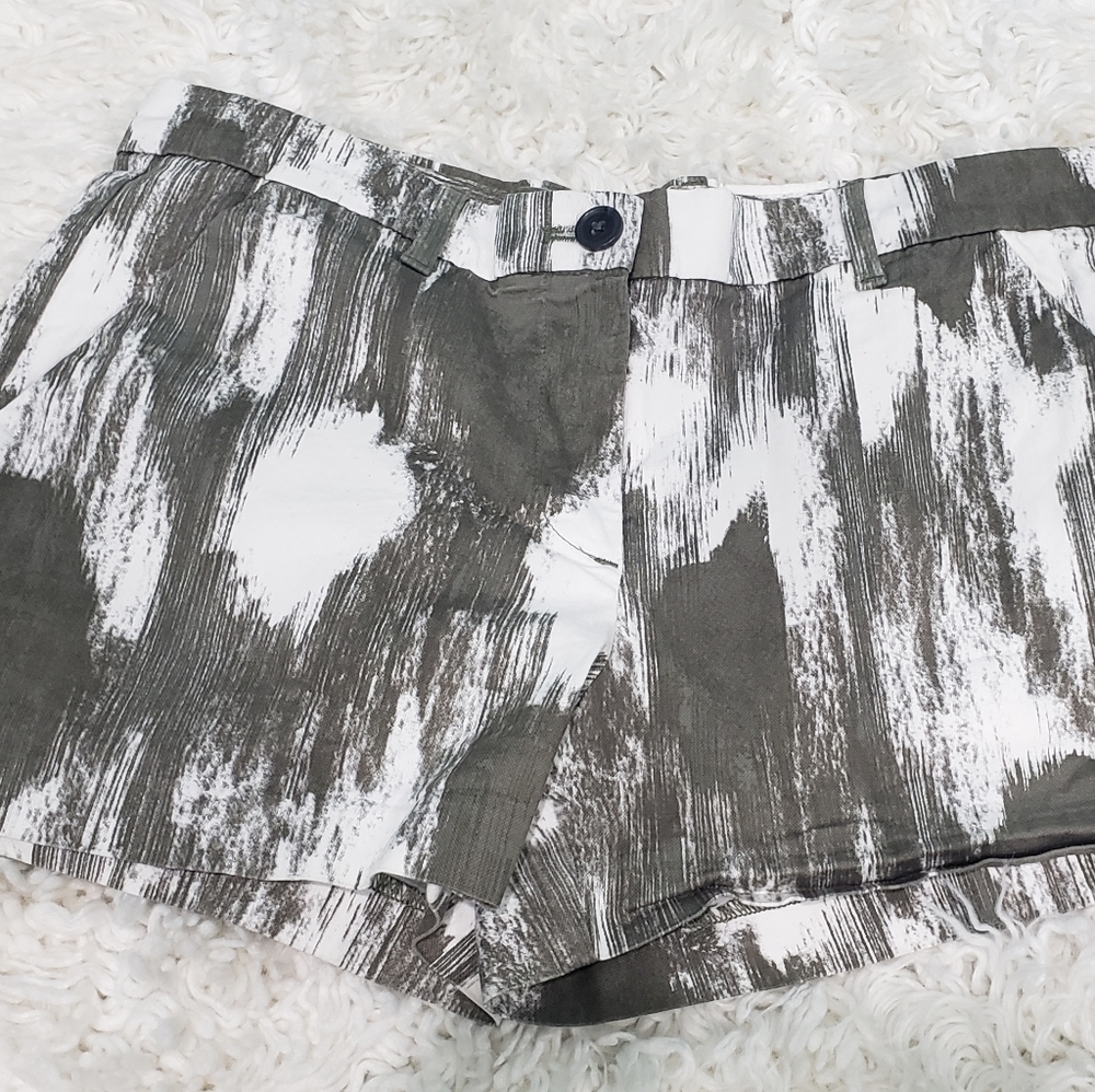 Womens GAP Khaki Summer Shorts